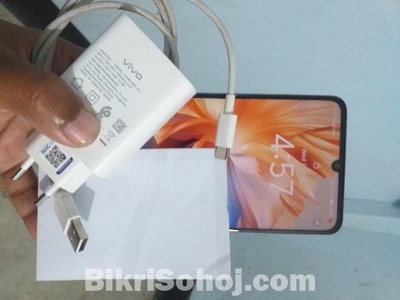 Vivo Y04- 4+4/64Gb Full Fresh